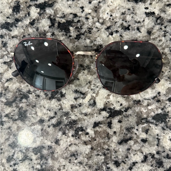Ray-Ban Black and Silver Round Sunglasses